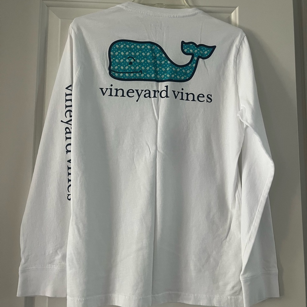 Vineyard Vine boys tennis logo T-shirt